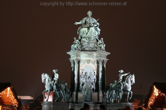 WIEN >  Maria Theresia beim KHM