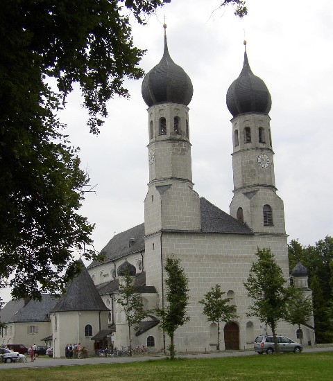 WEIHENLINDEN > Wallfahrtskirche