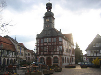 LORSCH > Rathaus