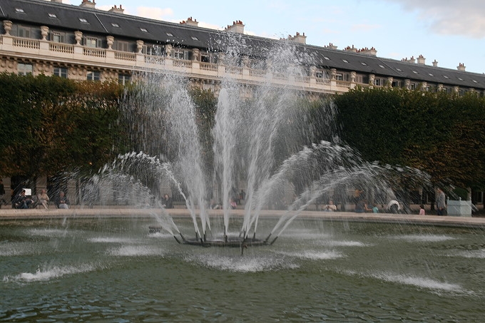 21 Palais Royale 023 680