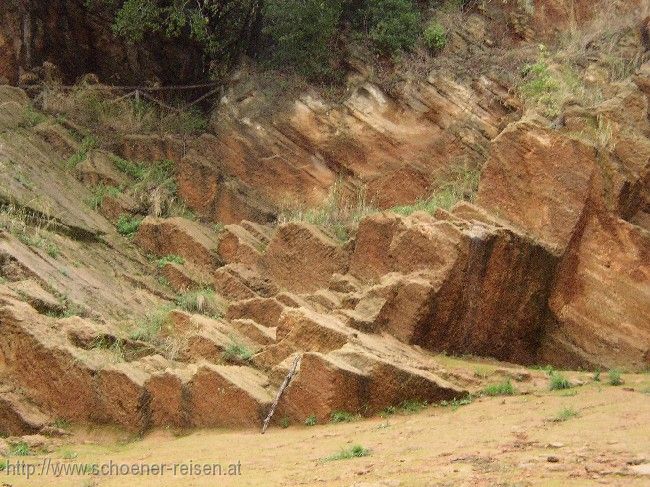 POPULONIA < Steinbruch