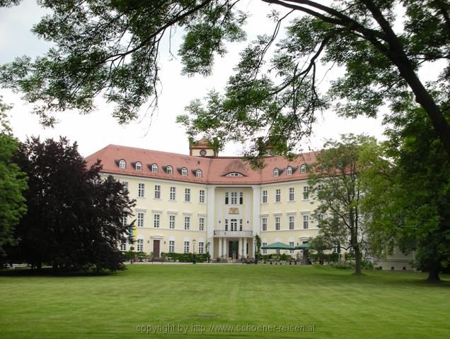 SPREEWALD > Lübbenau > 22 Campingplatz am Schloßpark