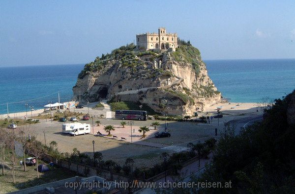 TROPEA > Kirche Santa Maria dell'isola 2