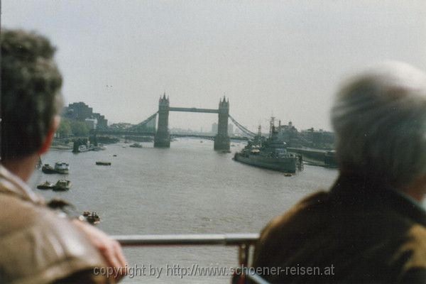 LONDON > Towerbridge