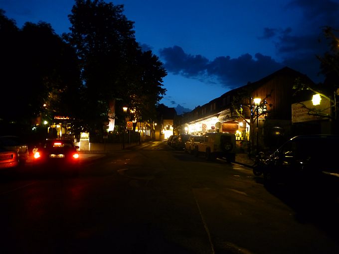 A:Wien>Grinzing>Himmelstraße>Nachtaufnahme