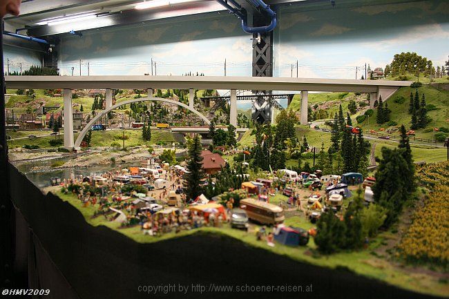 HAMBURG-SPEICHERSTADT > Miniatur Wunderland > Harz > ICE Trasse