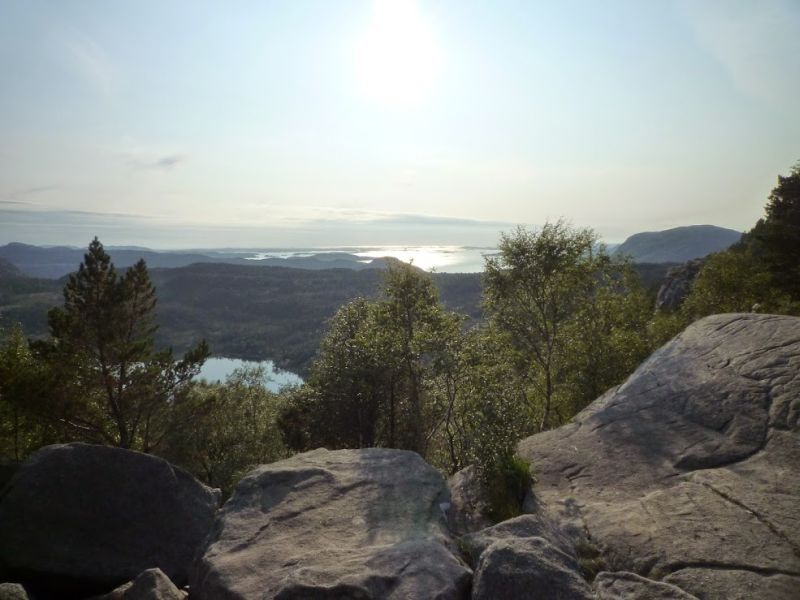 N:Preikestolen>auf dem Weg1