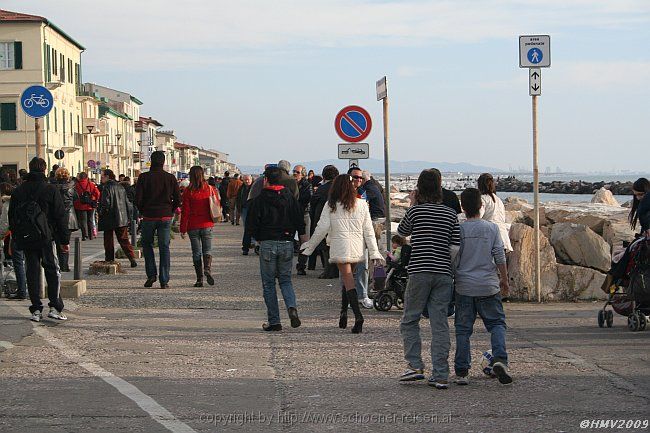 MARINA DI PISA > Piazza delle Baleari