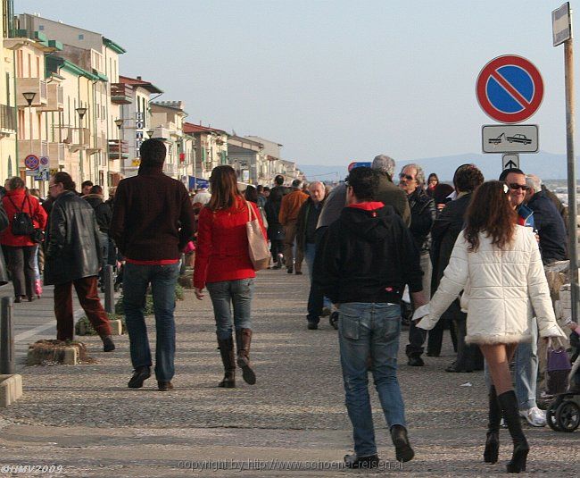 MARINA DI PISA > Piazza delle Baleari