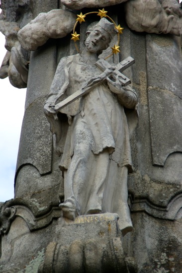 CZ: Trebon  (Okres Jindrichuv Hradec) Nepomuk an der Mariensäule 2