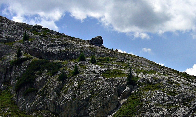 VALPAROLAPASS > Blauer Stein