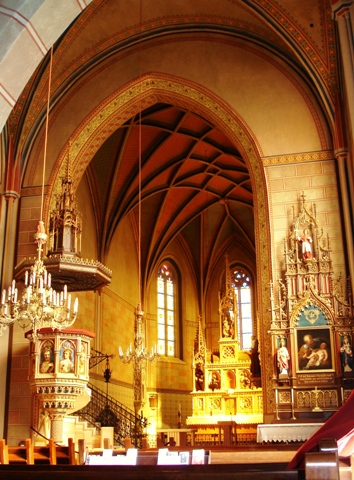Mariasdorf > spätgotische  Kirche > innen