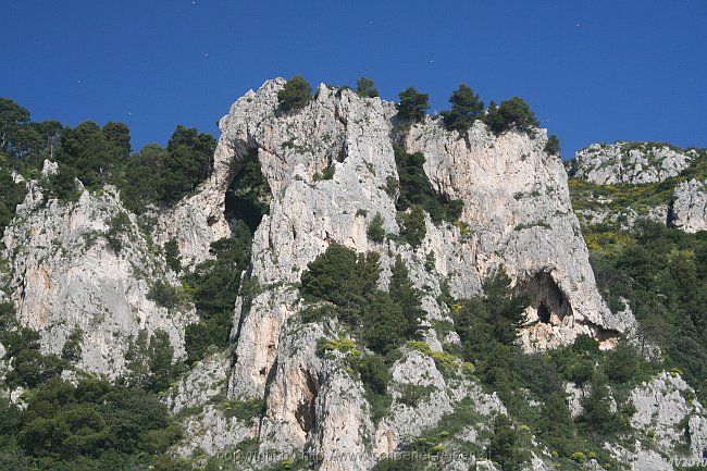 INSEL CAPRI - Bootsfahrt rund um die Insel > 045 Elefantenfelsen Cala di Matermania