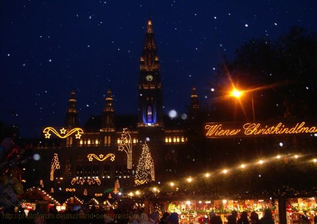 WIEN > Wiener Rathaus > Adventmarkt