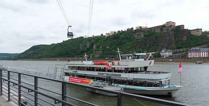 waldis BUGA > Festung Ehrenbreitstein unter der Seilbahn