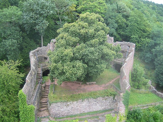 Stadt und Burgruine 2