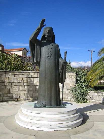 PANO PANAGIO > Makarios III