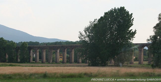 VIADUKT > Antike Wasserleitung