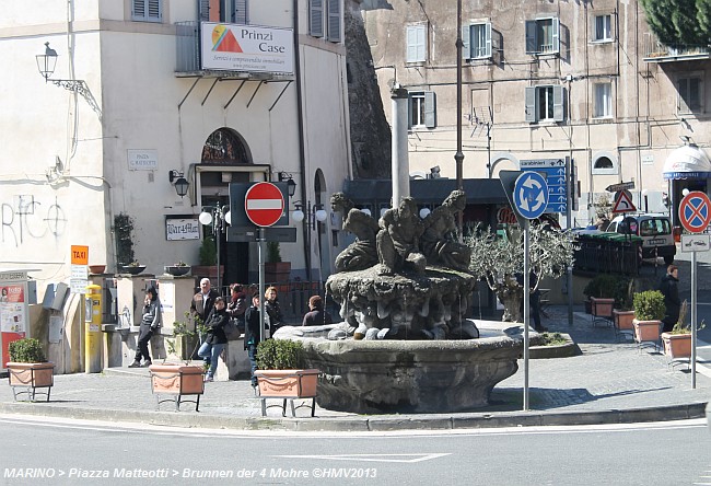 MARINO > Piazza Matteotti > Brunnen der vier Mohre