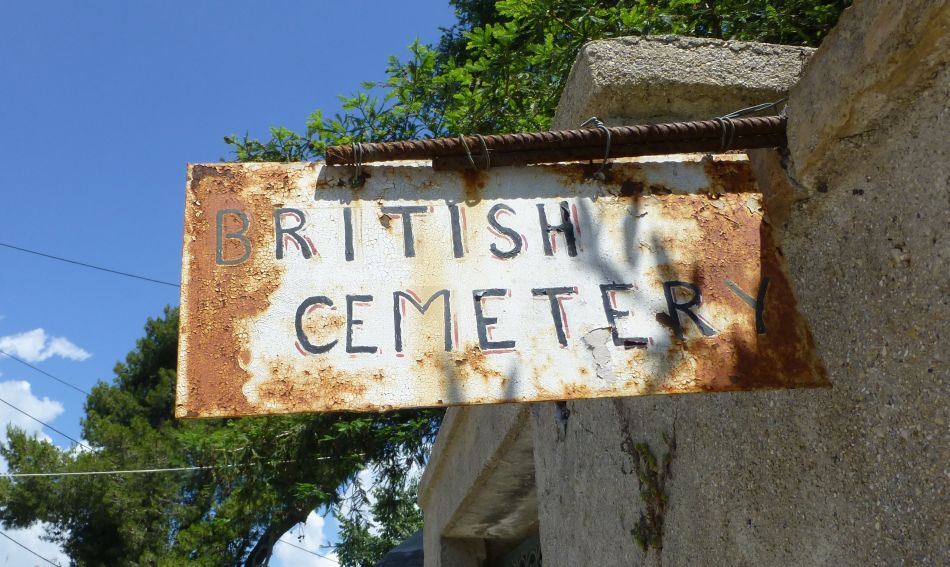 GR:Korfu>britischer Friedhof1