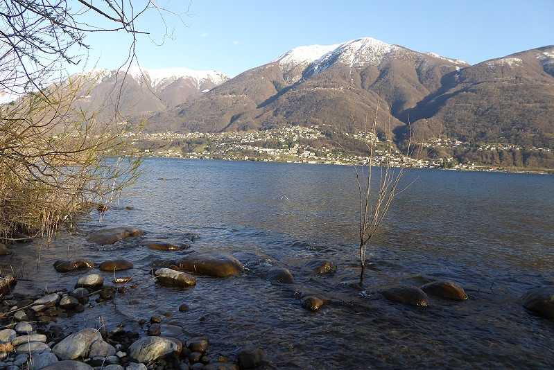 04 Ufer  See Ascona 800  (3)