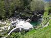 CH  > Tessin > alte Römerbrücke über die Verzasca