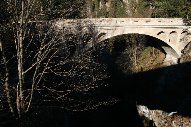 WEISSACHKLAMM > Hohe Brücke