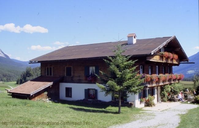 MIEMING > OT Wildermieming > Bergdoktorhaus