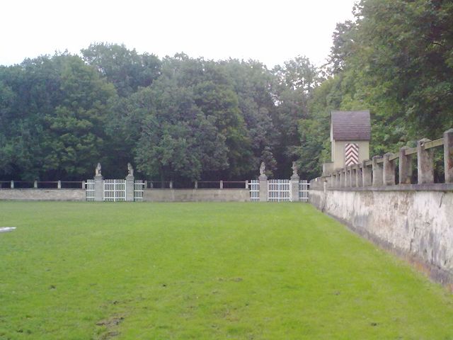 SCHLOSS LAXENBURG 7