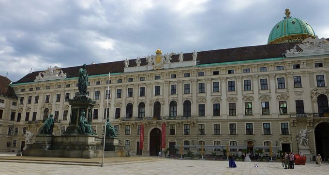 A:Wien>Hofburg>Hofkanzleitrakt