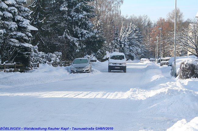 BÖBLINGEN-RAUHER KAPF > Waldsiedlung - Schneespaziergang am 26. Dezember 2010 > Taunusstraße