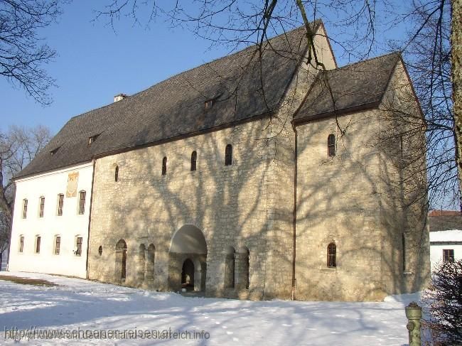 CHIEMSEE > Winter > Fraueninsel > Karolingische Torhalle mit Gebäude(48)