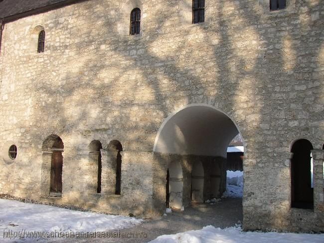 CHIEMSEE > Winter > Fraueninsel > Karolingische Torhalle