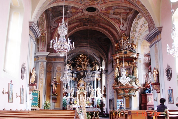 PINGGAU > Wallfahtskirche innen