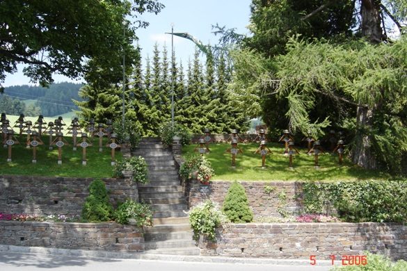 ST JAKOB IM WALDE  > sehr gepflegter Heldenfriedhof