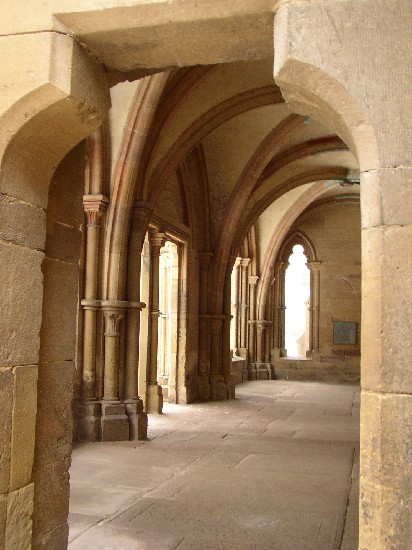 MAULBRONN > Kloster >  Paradies > Vorhalle zur Kosterkirche