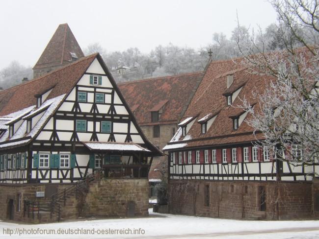 MAULBRONN > KLosterhof > Haberkasten mit Hexenturm