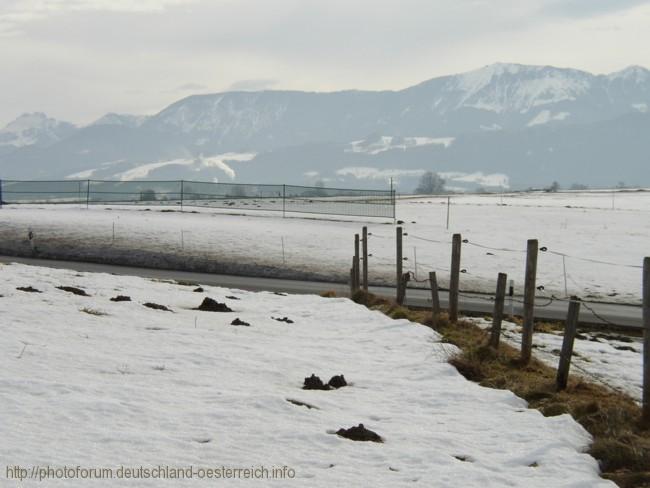 ROSENHEIM > Westerndorf > Blick zur Hochries