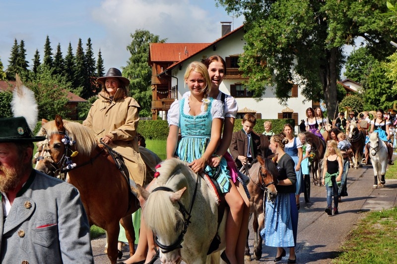 Leonhardifest in der Rodungsinsel