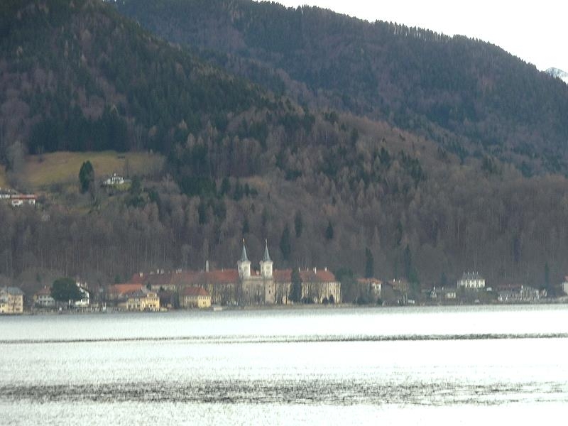 Blick aufs Gymnasium von Tegernsee