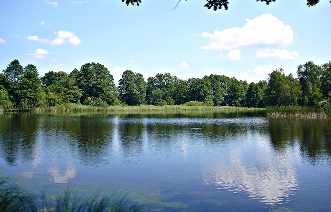 Die Seenlandschaft um Trobon 5