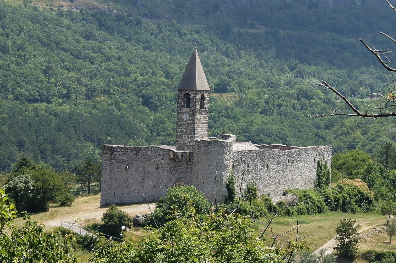 Hrastovlje > Kirche