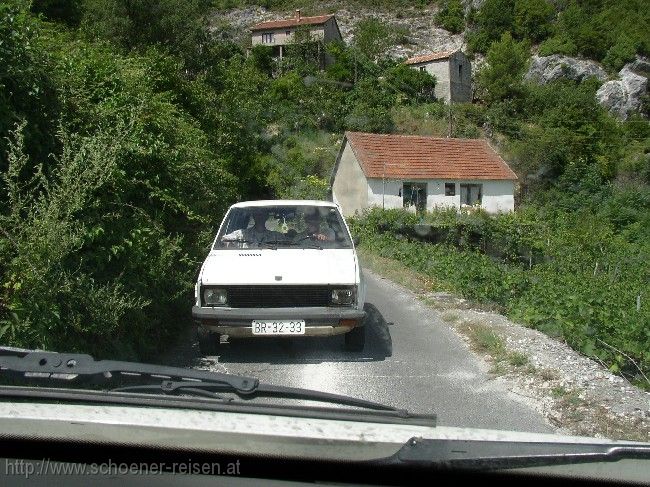 SKUTARISEE > Gegenverkehr