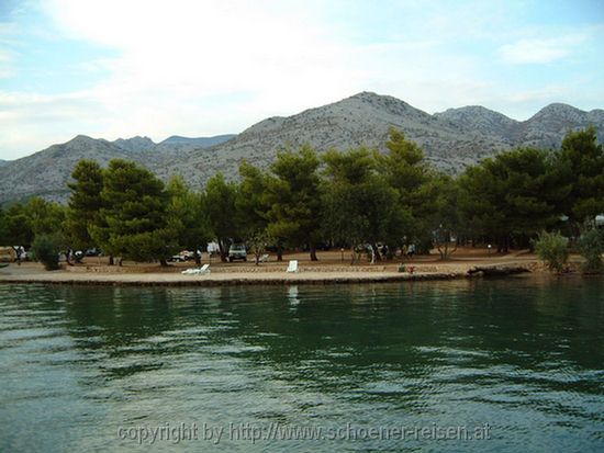 STARIGRAD-Paklenica > Campingplatz 2