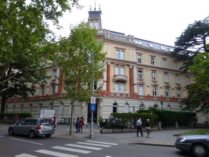 Meran034>Kaiserhof1