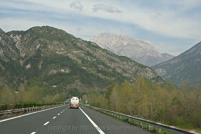 Canalautobahn > zwischen Udine und Tarvisio