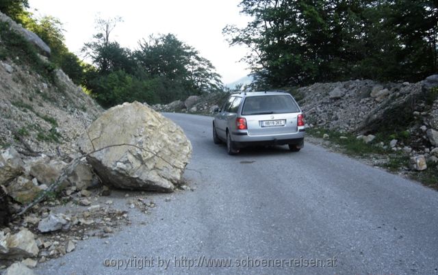 Gebirgsstraße zwischen Savnik und Kolasin 6