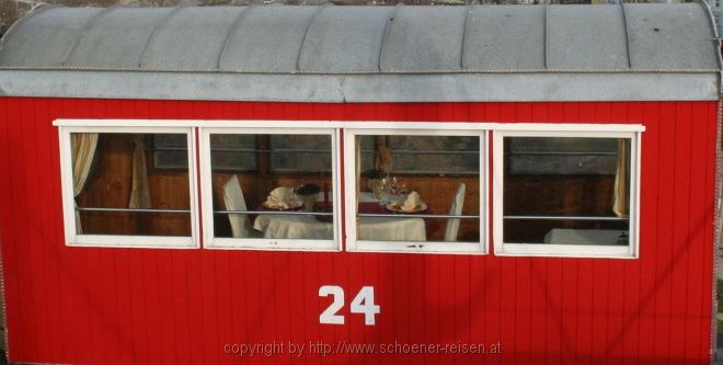 PRATER > Riesenrad > Speisewagen