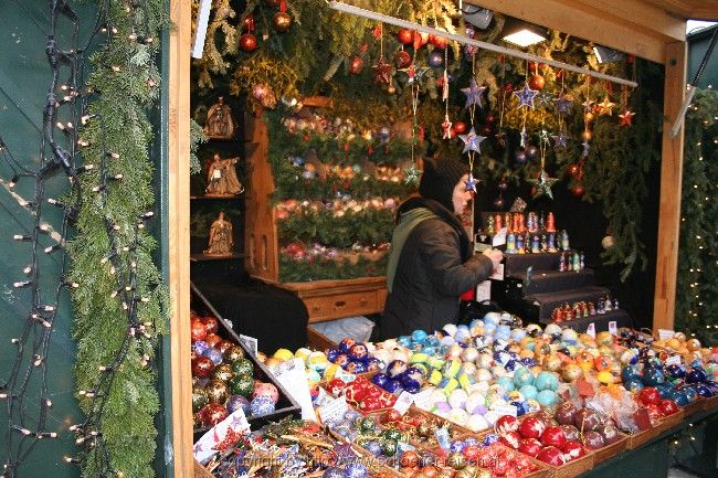 Schönbrunn < Weihnachtsmarkt 3