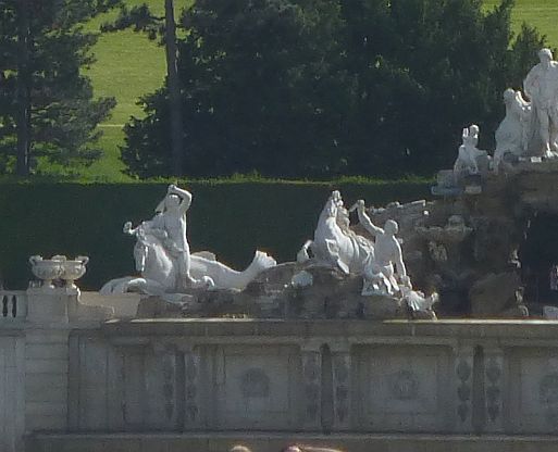 A:Wien>Schönbrunn>Neptunbrunnen links